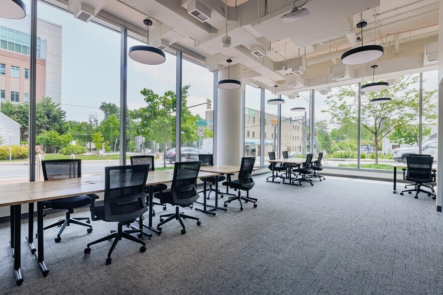 4500 East West Hwy, Bethesda, MD à louer - Photo intérieure – Image 3 sur 12