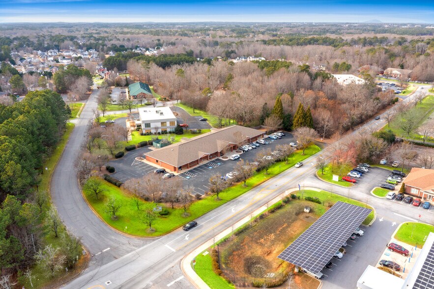 2415 Wall St SE, Conyers, GA à vendre - Photo principale – Image 1 sur 6