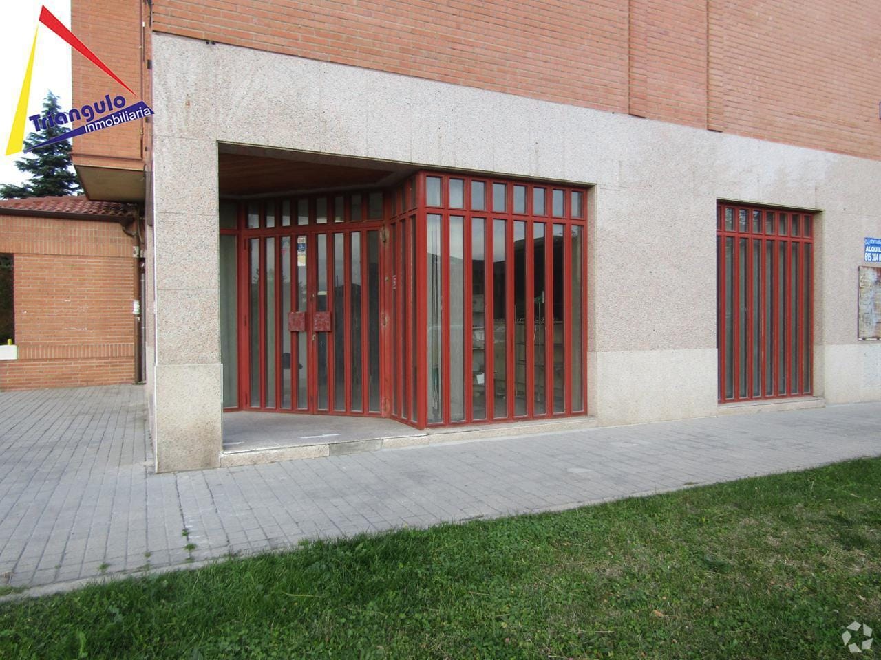 Local commercial dans Segovia, Segovia à louer Photo intérieure– Image 1 sur 10