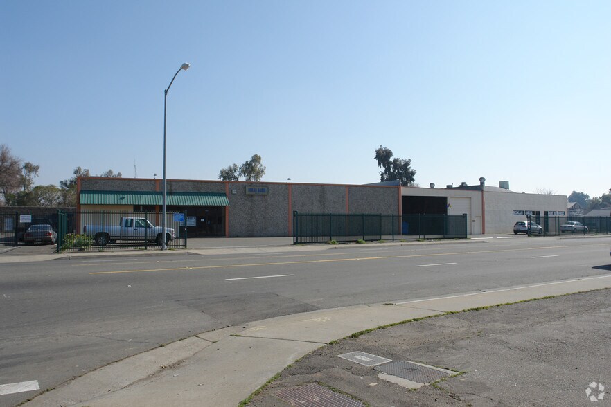 4101 Franklin Blvd, Sacramento, CA à louer - Photo de l’immeuble – Image 2 sur 14