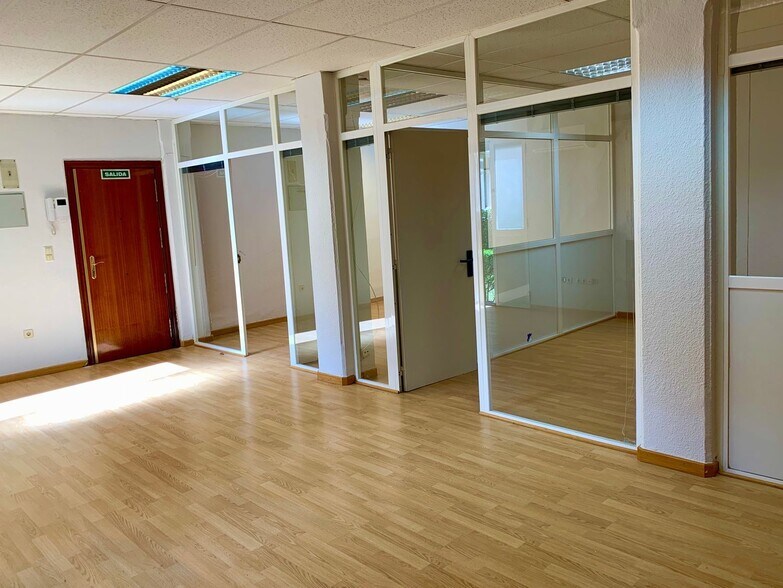 Immeuble residentiel dans Madrid, Madrid à vendre - Photo intérieure – Image 1 sur 6