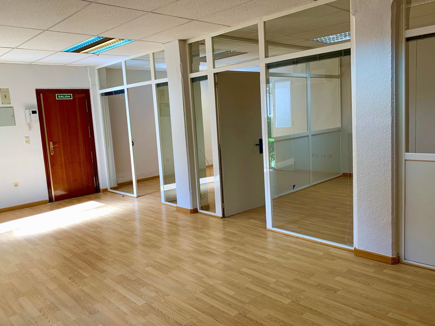 Immeuble residentiel dans Madrid, Madrid à vendre Photo intérieure– Image 1 sur 7