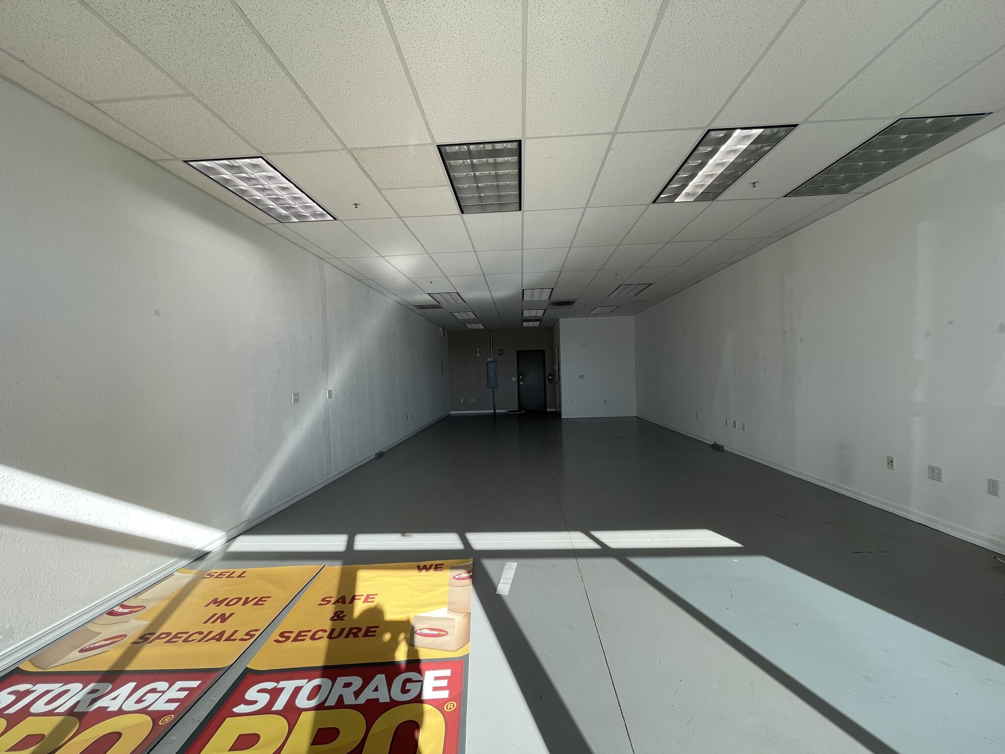 340-350 Travis Blvd, Fairfield, CA à louer Photo intérieure– Image 1 sur 3