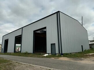 Plus de détails pour Local d'activités à louer