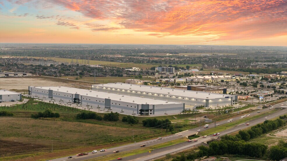 151 Alliance Blvd, Hutto, TX à vendre - Photo de l’immeuble – Image 2 sur 10