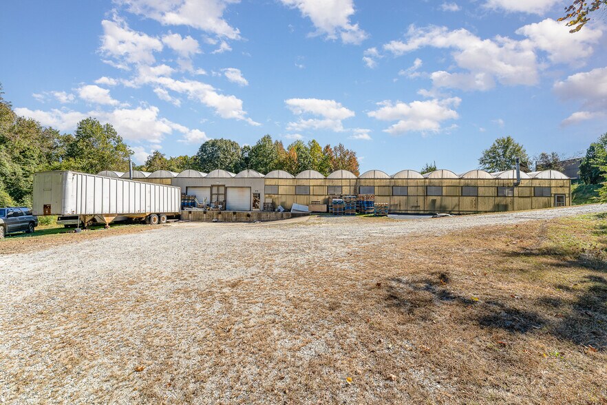 1308 Starr Dr, High Point, NC à louer - Photo de l’immeuble – Image 3 sur 21