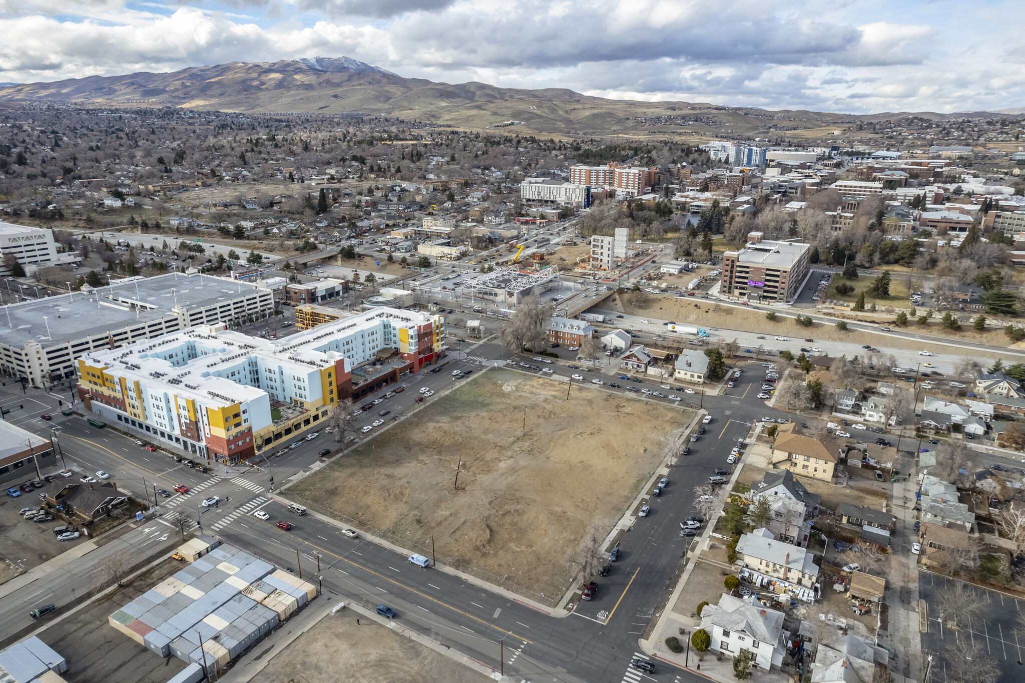 600 University, Reno, NV à vendre Photo principale– Image 1 sur 10