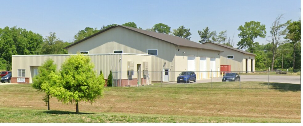 5740 W Minnesota St, Indianapolis, IN à vendre - Photo de l’immeuble – Image 2 sur 17