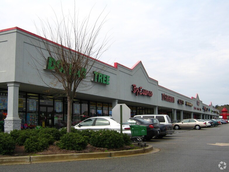 2108 S Irby St, Florence, SC à louer - Photo de l’immeuble – Image 3 sur 8