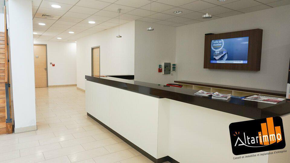 Bureau dans Chartres à louer - Hall d’entrée – Image 2 sur 7