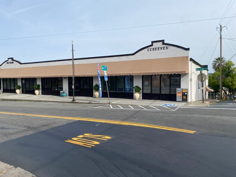 9244 Old State Hwy, Newcastle, CA à louer - Photo de l’immeuble – Image 1 sur 9