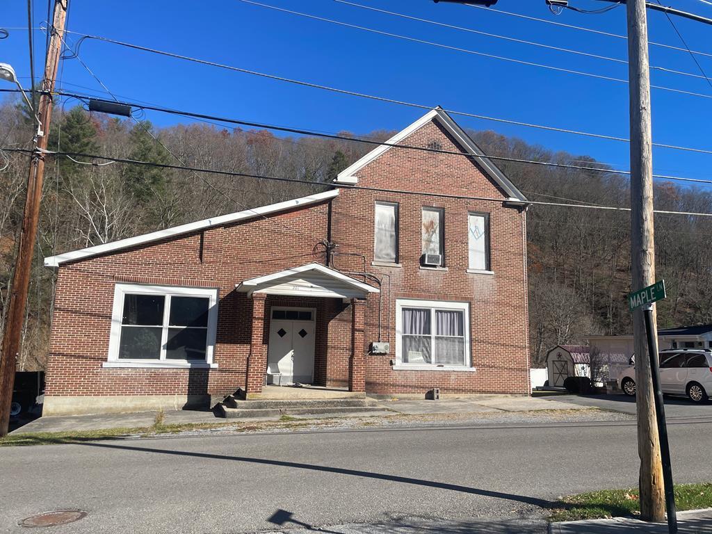 201 Old Kentucky Tpke, Cedar Bluff, VA à vendre Photo principale– Image 1 sur 2