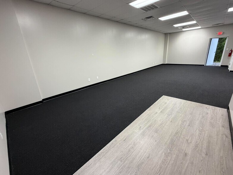 10 Legacy Way, Adairsville, GA à louer - Photo de l’immeuble – Image 2 sur 5