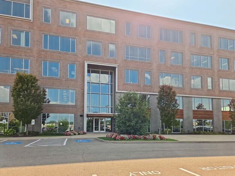 2400 Ansys Dr, Canonsburg, PA à louer - Photo intérieure – Image 3 sur 15