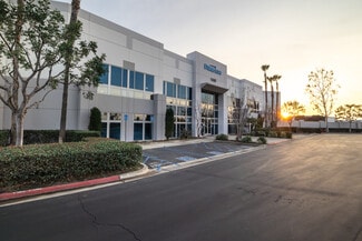 Plus de détails pour 1450 E Mission Blvd, Ontario, CA - Industriel/Logistique à louer