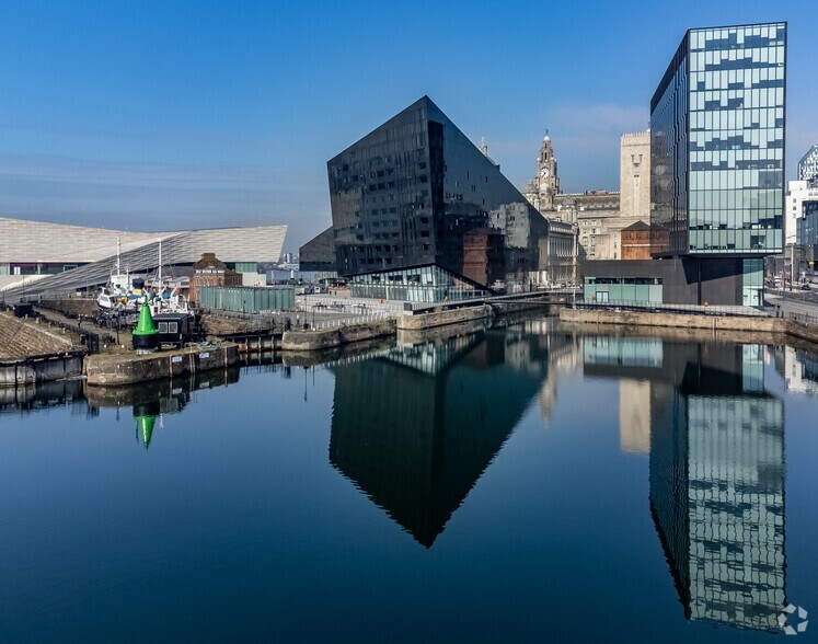 Mann Island, Liverpool à louer - Photo principale – Image 2 sur 11