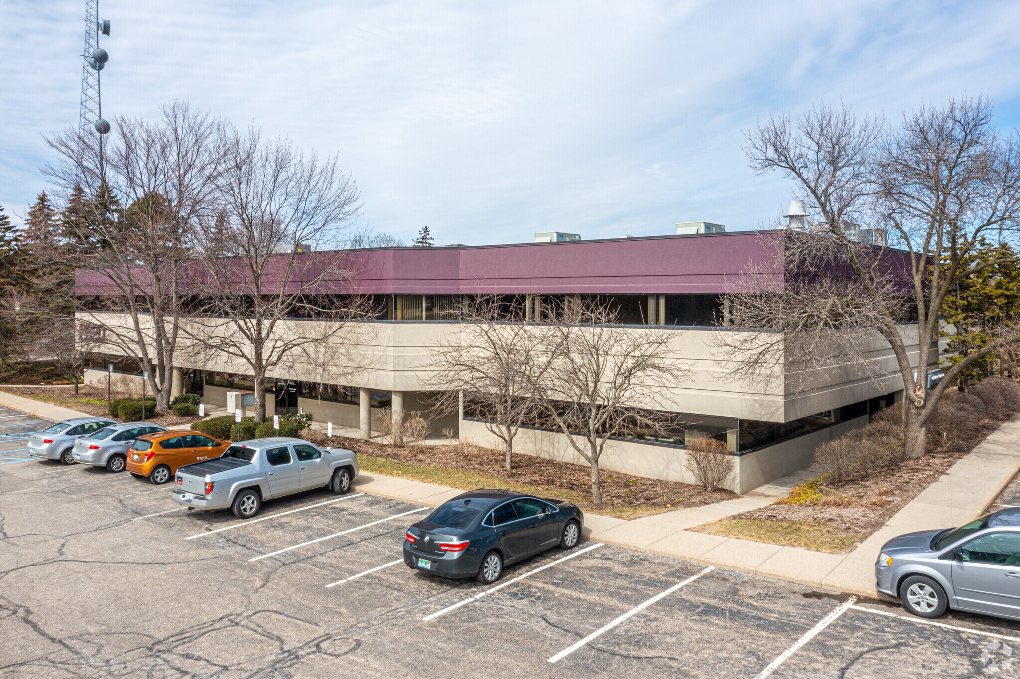 2620 Horizon Dr SE, Grand Rapids, MI à louer Photo de l’immeuble– Image 1 sur 5