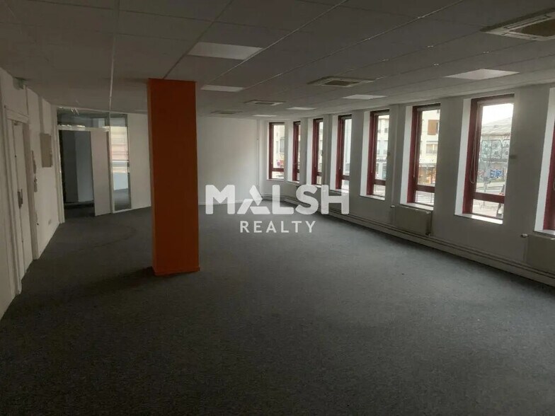 Bureau dans Lyon à louer - Photo de l’immeuble – Image 3 sur 20