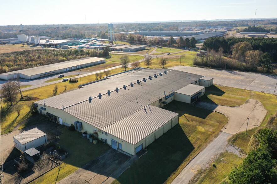 200 E Parker Dr, Booneville, MS à louer - Photo de l’immeuble – Image 3 sur 14