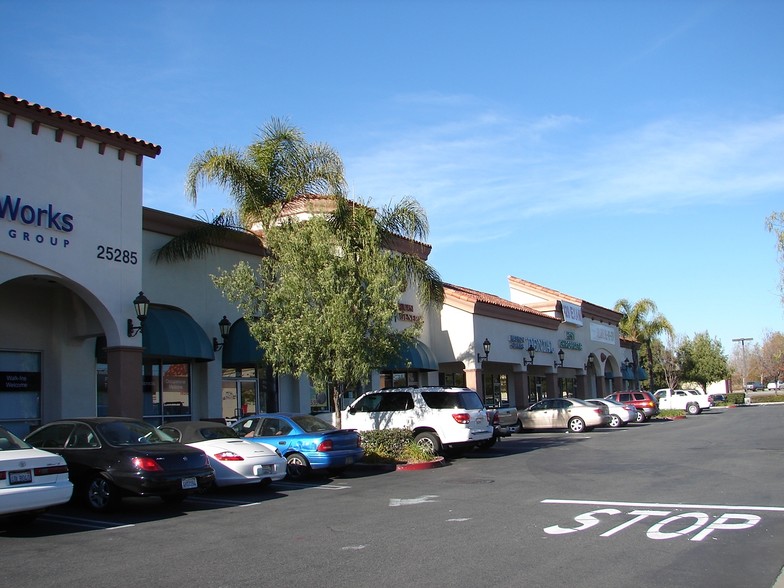 25285 Madison Ave, Murrieta, CA à louer - Photo principale – Image 2 sur 3