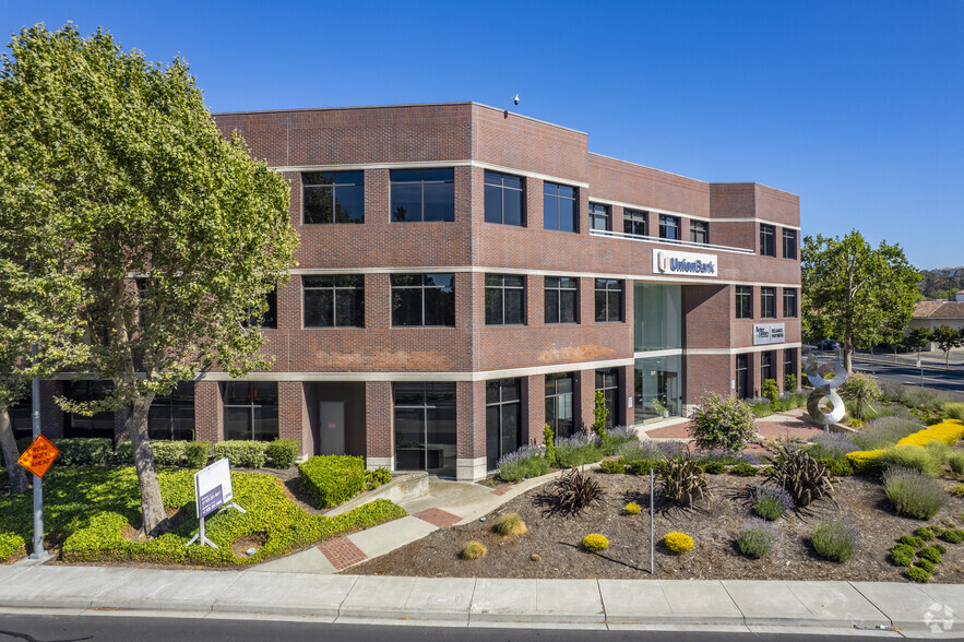 3223 Crow Canyon Rd, San Ramon, CA à louer - Photo de l’immeuble – Image 2 sur 7