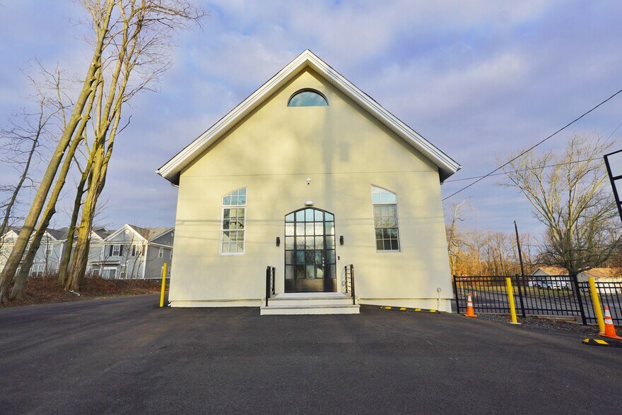 457 Rt-79, Morganville, NJ à louer - Photo de l’immeuble – Image 3 sur 42