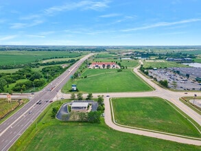 2001 Shepard Rd, Normal, IL à vendre Photo intérieure– Image 2 sur 15