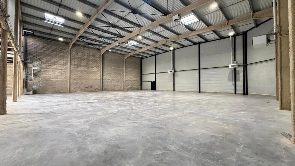 22 Avenue Roger Hennequin, Trappes à louer - Photo de l’immeuble – Image 2 sur 10