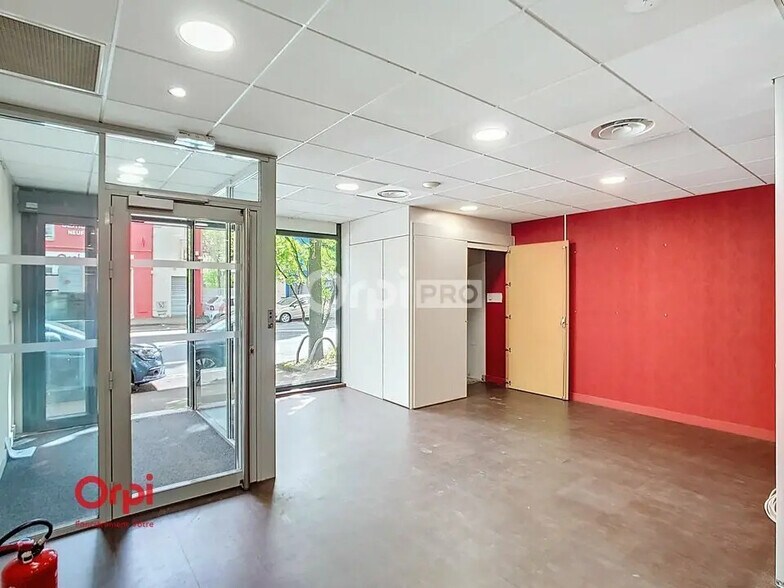 Bureau dans Rezé à vendre - Photo de l’immeuble – Image 2 sur 6