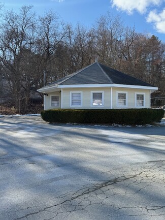 Plus de détails pour 1912 Victory Hwy, Glendale, RI - Local commercial à louer