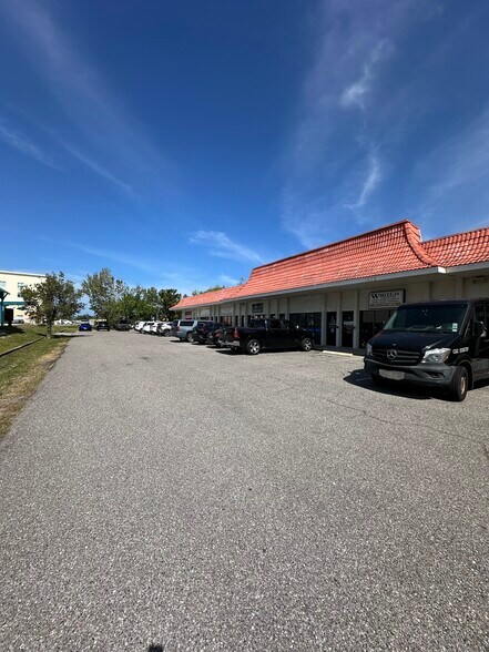 115 N Tamiami Trl, Nokomis, FL à vendre - Photo de l’immeuble – Image 2 sur 6