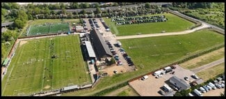 Plus de détails pour Langford Rd, Biggleswade - Sports et loisirs à vendre