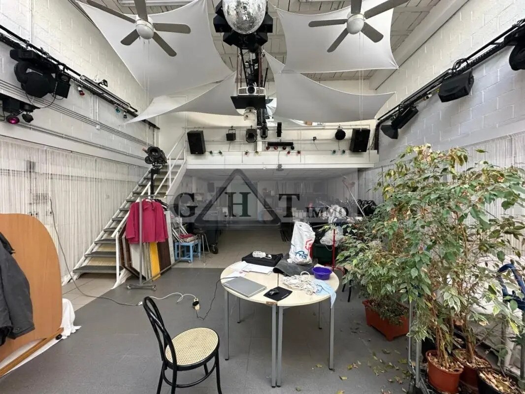 Industriel/Logistique dans Bondoufle à vendre Photo intérieure– Image 1 sur 10