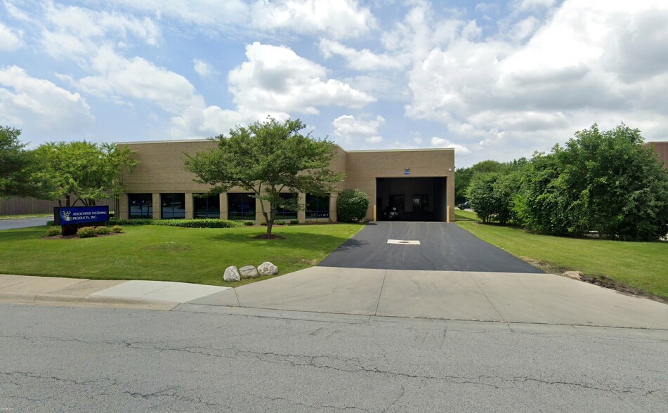 700 Hilltop Dr, Itasca, IL à vendre - Photo de l’immeuble – Image 1 sur 3