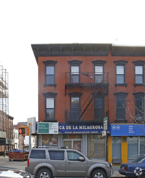 537 Court St, Brooklyn, NY à vendre - Photo de l’immeuble – Image 3 sur 14