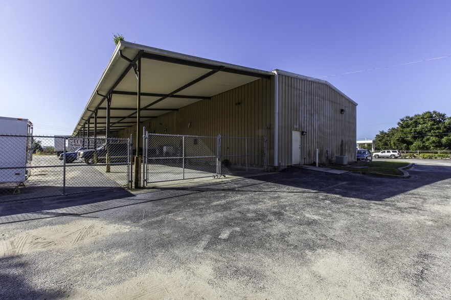 3718 Dmg Dr, Lakeland, FL à vendre - Photo principale – Image 1 sur 31