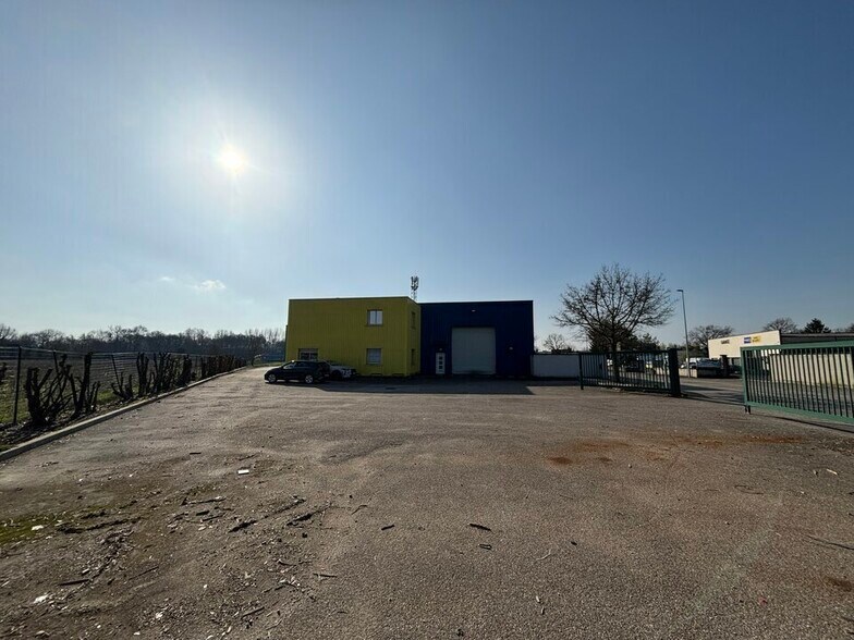 1 Rue Milton Friedman, Charvieu-Chavagneux à vendre - Photo de l’immeuble – Image 2 sur 13
