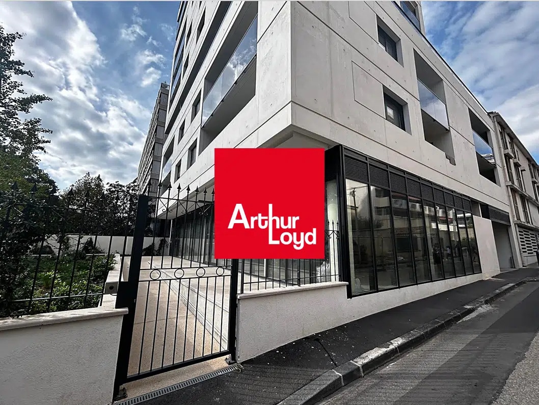 344 Avenue Du Prado, Marseille à louer Photo de l’immeuble– Image 1 sur 9