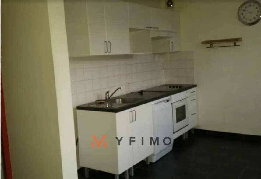 Local d'activités dans Chanteloup-les-Vignes à vendre - Photo intérieure – Image 3 sur 7