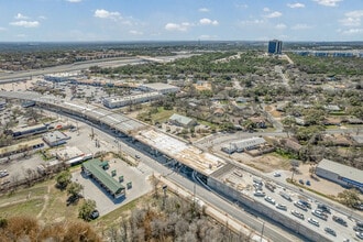 7225 W Highway 71, Austin, TX à louer Aérien– Image 2 sur 22