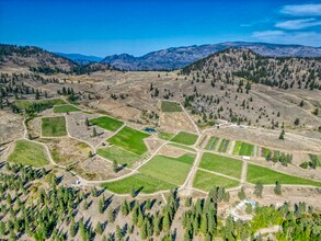 26405 Garnet Valley Rd, Summerland, BC - VUE AÉRIENNE  vue de carte - Image1