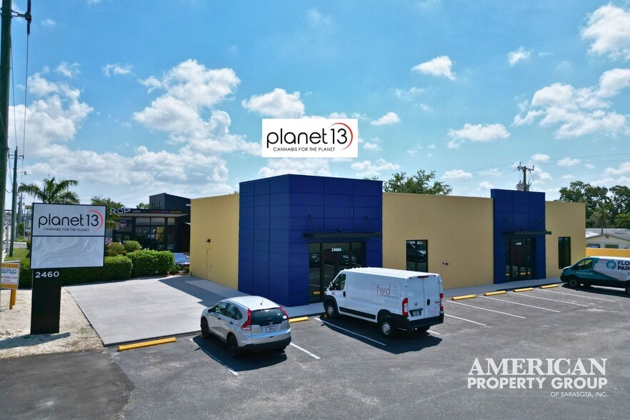 2460 Stickney Point Rd, Sarasota, FL à louer - Photo de l’immeuble – Image 2 sur 8
