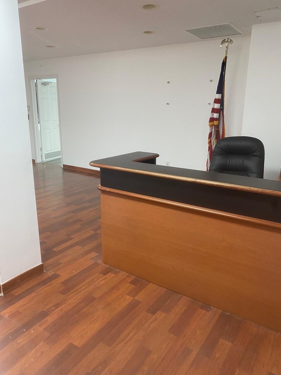 2620 SW 27th Ave, Miami, FL à louer Photo intérieure– Image 1 sur 8