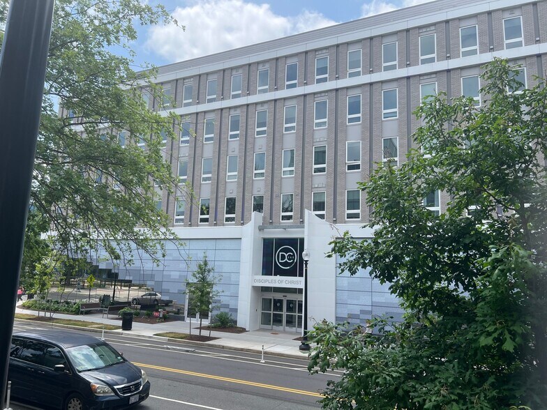60 I St SW, Washington, DC à louer - Photo de l’immeuble – Image 3 sur 10