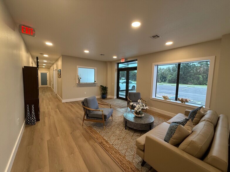 3699 Airfield Dr W, Lakeland, FL à louer - Hall d’entrée – Image 3 sur 9