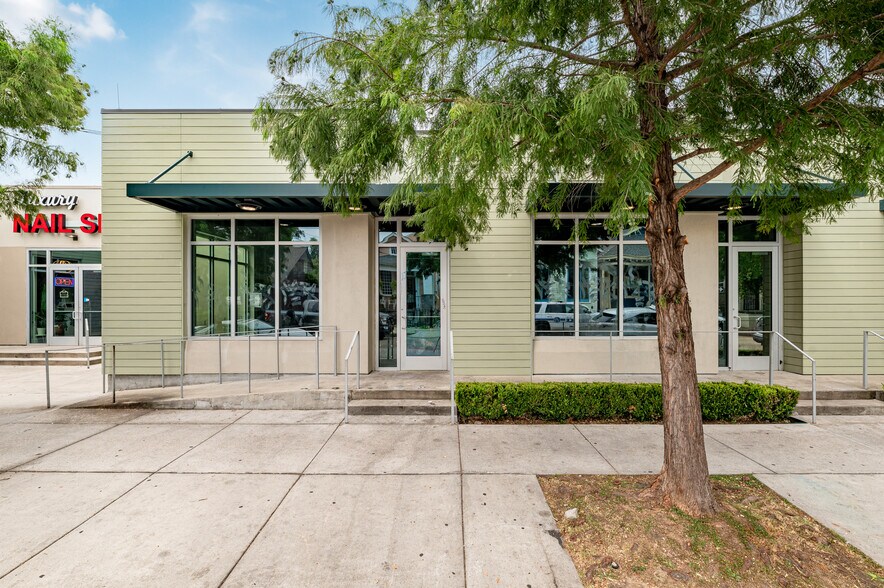 2222 St Claude Ave, New Orleans, LA à louer - Photo principale – Image 1 sur 17