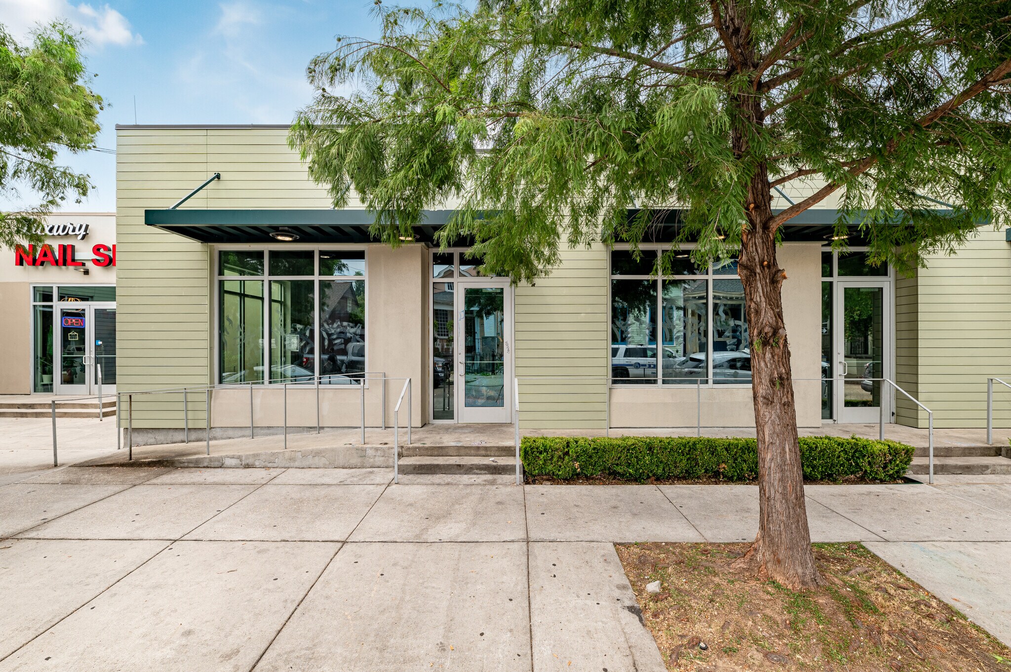 2222 St Claude Ave, New Orleans, LA à louer Photo principale– Image 1 sur 18