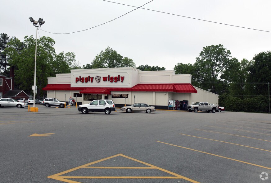 229 E Church St, Laurinburg, NC à vendre - Photo principale – Image 2 sur 2