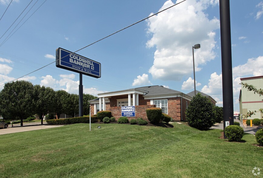 1980 Old Fort Pky, Murfreesboro, TN à louer - Photo principale – Image 1 sur 33