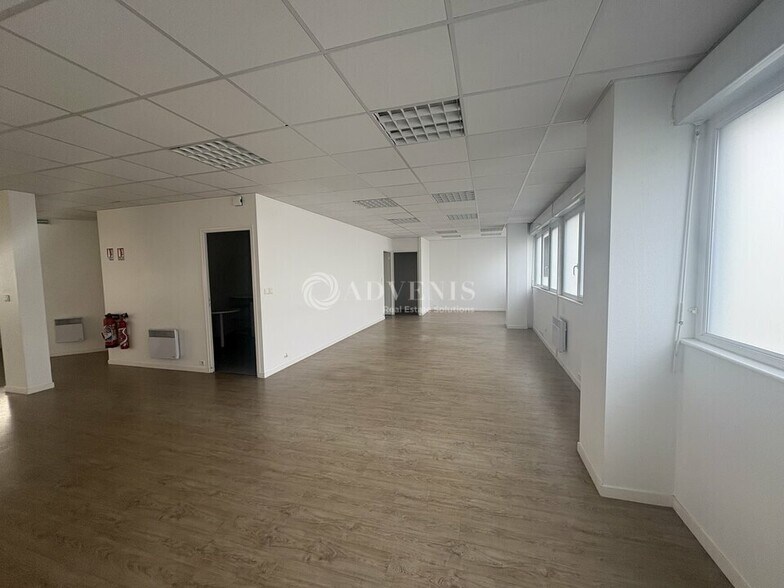 Bureau dans Le Mans à vendre - Photo intérieure – Image 3 sur 3